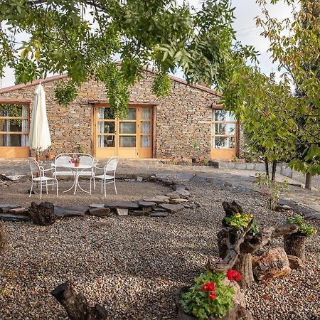 El Paraje Del Chef Laroles Екстериор снимка