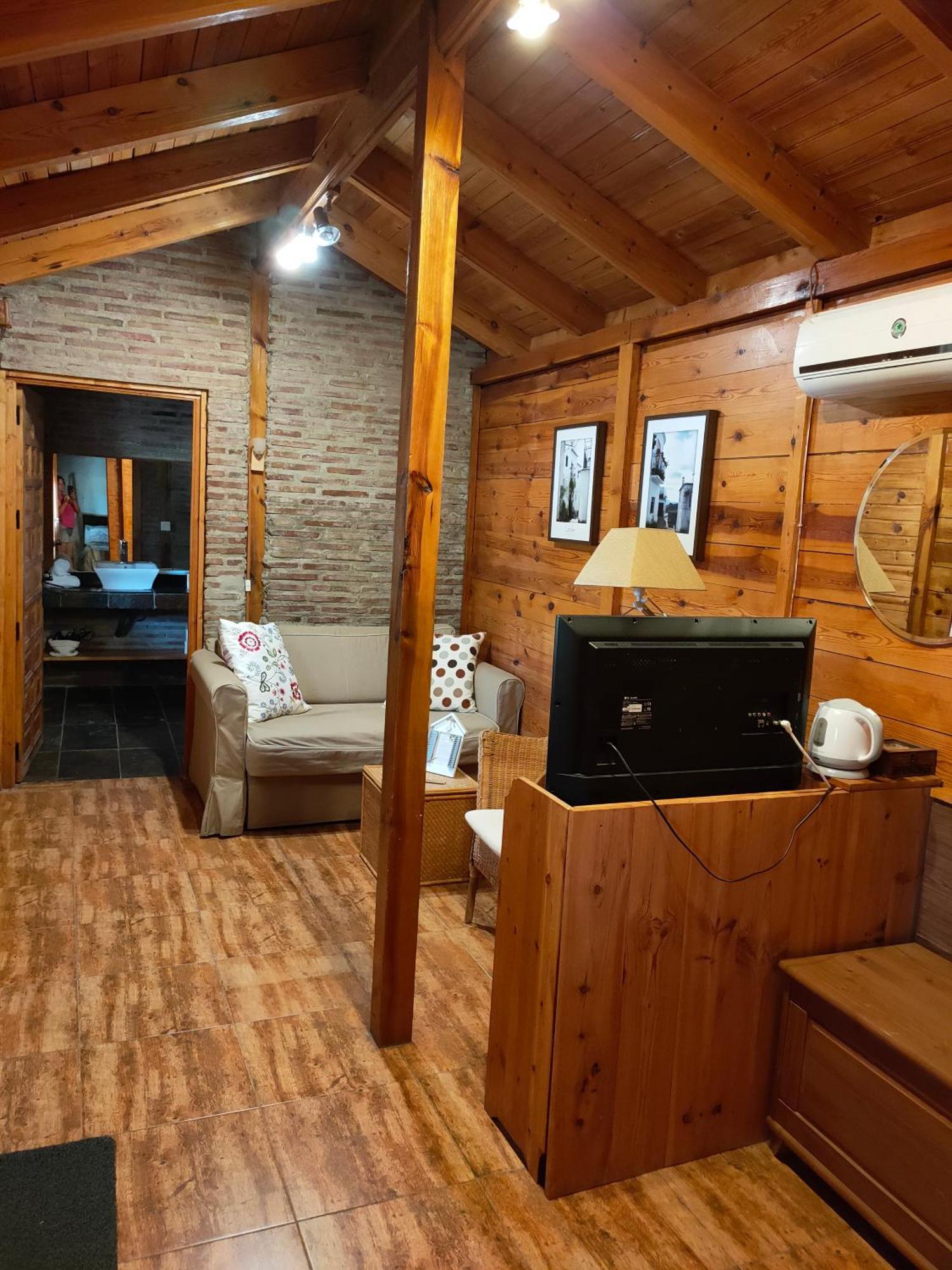 El Paraje Del Chef Laroles Екстериор снимка